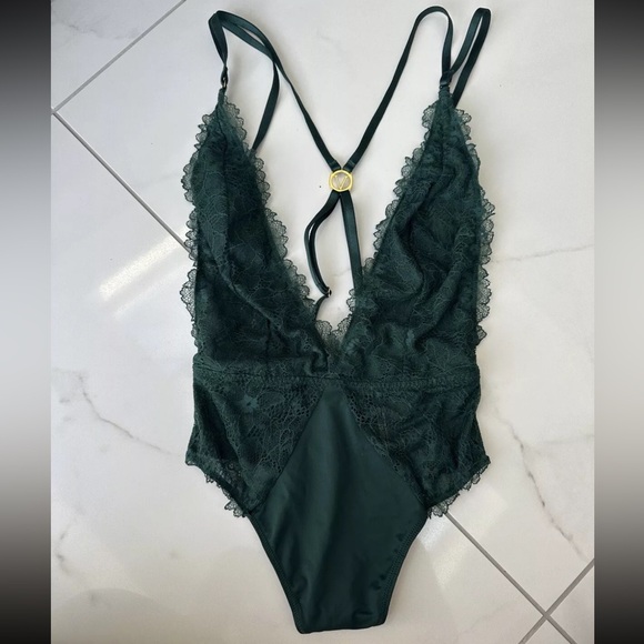 LOVE by Victoria Unlined Dark Ivy Green Plunge Strappy Lace Teddy Bodysuit - Picture 10 of 11